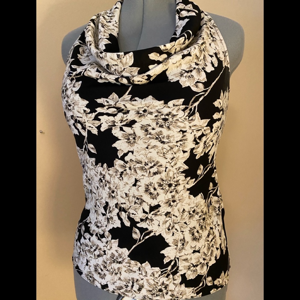 Sleeveless Black/Beige Cowl neck top
